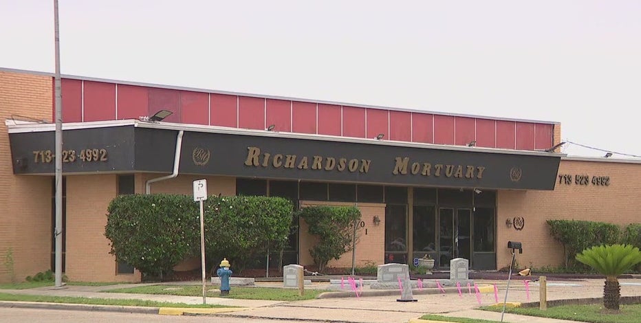 Houston: Family receives mother's remains months later, one hour before mortuary received cease and desist