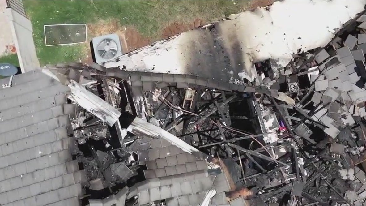 Monsoon lightning strike destroys Maricopa County home