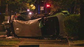 2 killed in rollover crash on Chicago's South Side