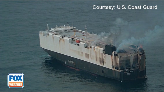Cargo ship carrying thousands of vehicles sinks off coast of Alaska