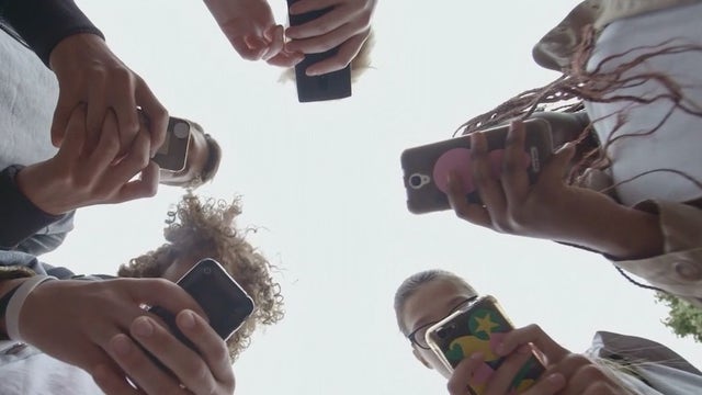 Therapists warn of mental health toll after Charlie Kirk assassination