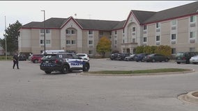 Man shot in Wheeling hotel