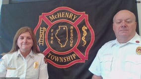 McHenry firefighters save horse stuck in muddy pond | ChicagoLIVE