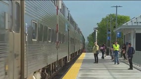 Oak Forest makes parking free at Metra lots