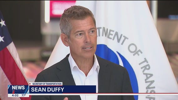 Air traffic controllers distracted by missed pay amid sixth day of government shutdown