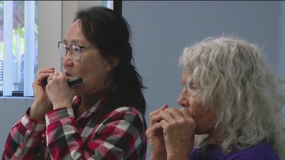 Seniors blowing the harmony