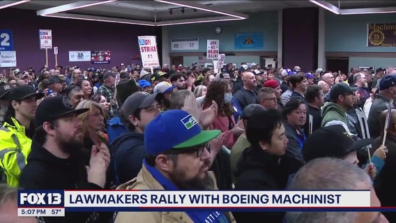 WA lawmakers rally with Boeing machinists