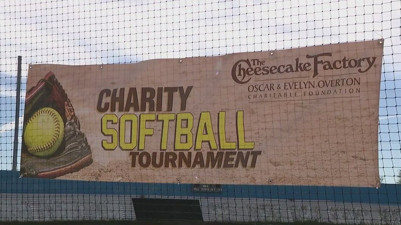 Young AZ adults in foster care work to give back