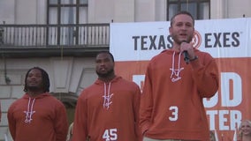 UT Austin holds rally for Texas Longhorns