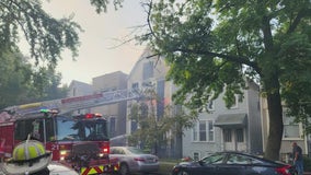 Chicago firefighters battle blaze at Lake View home