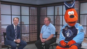 Admirals mascot Roscoe joins FOX6 WakeUp