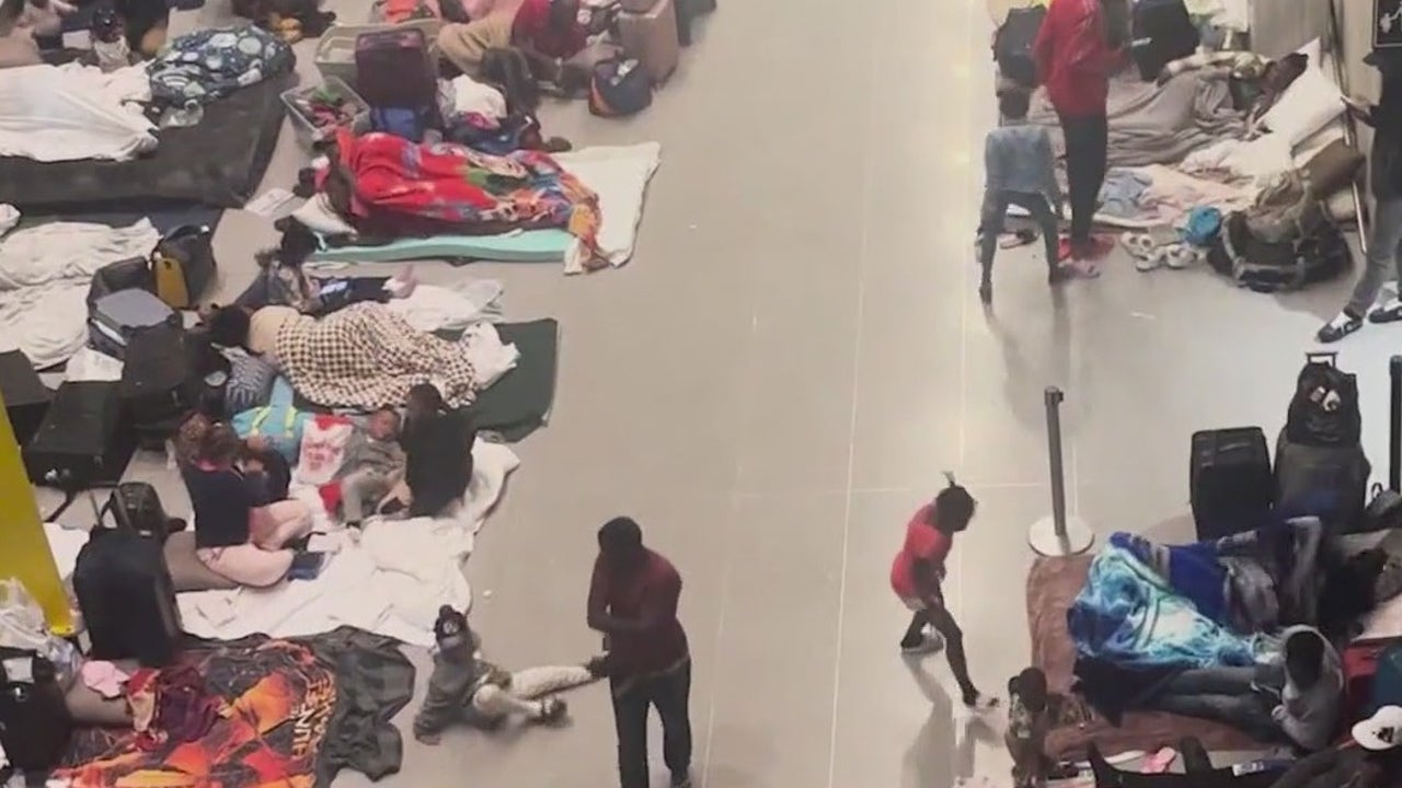 Migrants sleeping in Boston Logan airport | FOX 5 Atlanta