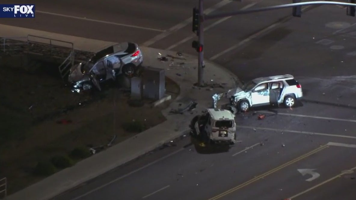 Several people hurt in multi-car crash in Surprise