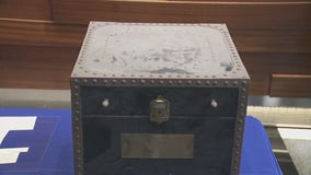 Comerica Bank opens 50-year-old time capsule for 175th anniversary