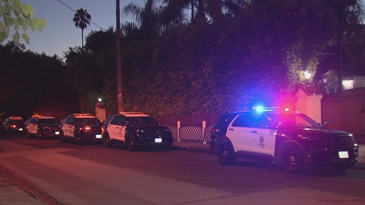 Burglar Alarm Set Off At Encino Home Fox 11 Los Angeles