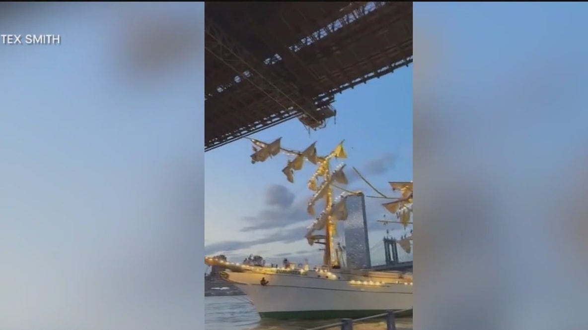 Mexican navy ship hits Brooklyn Bridge; 2 dead