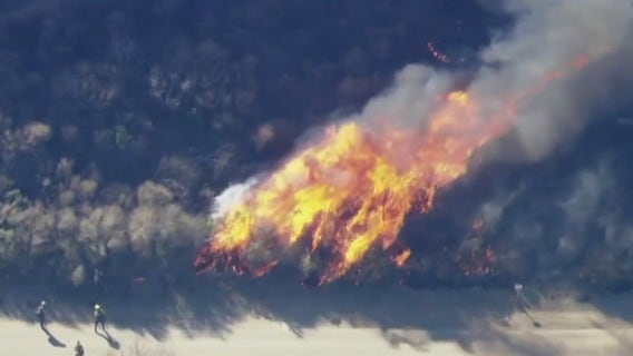 CA wildfires: Attention turns to recovery work