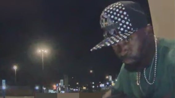 Houston police searching for suspect who robbed woman in a wheelchair