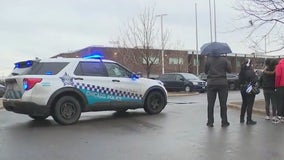 15-year-old student shot outside Chicago charter school