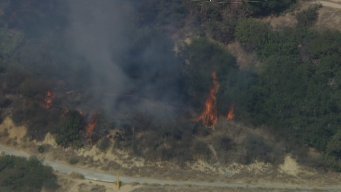 Griffith Park fire quickly knocked down