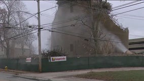 Water tower demolition leaves Waukegan homes covered in dust