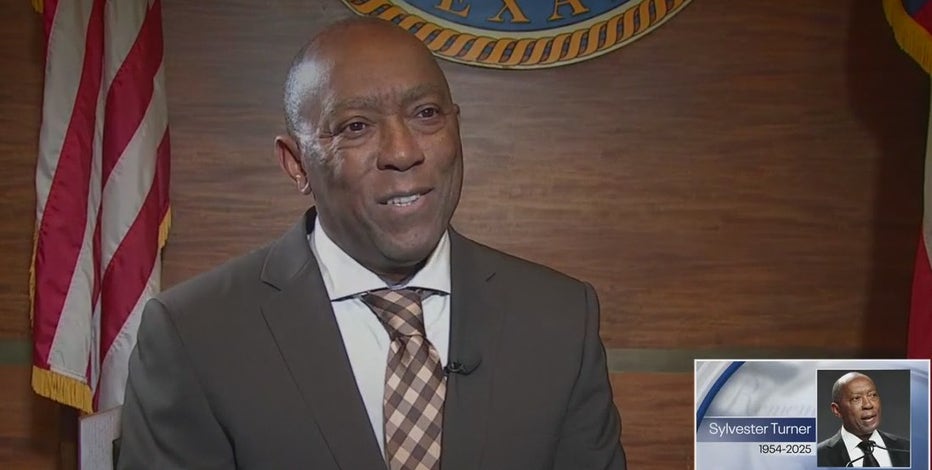 Rep. Sylvester Turner, former Houston mayor, dies at 70
