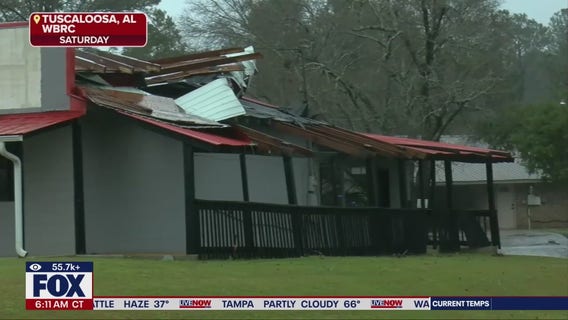 13 people rescued after being trapped in Burger King bathroom during tornado in Missouri