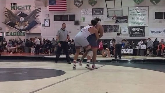 Palm Bay wrestler goes undefeated, wins state title
