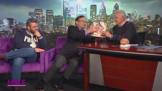 MIKE - (10/2/2025) -Episode 16 - Dr. Mike after Dark, Comedian Lamarr Todd, and Midnight Snack