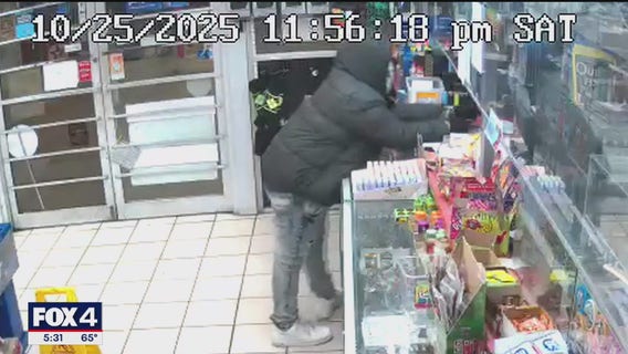 Fort Worth police seek armed robber of food mart