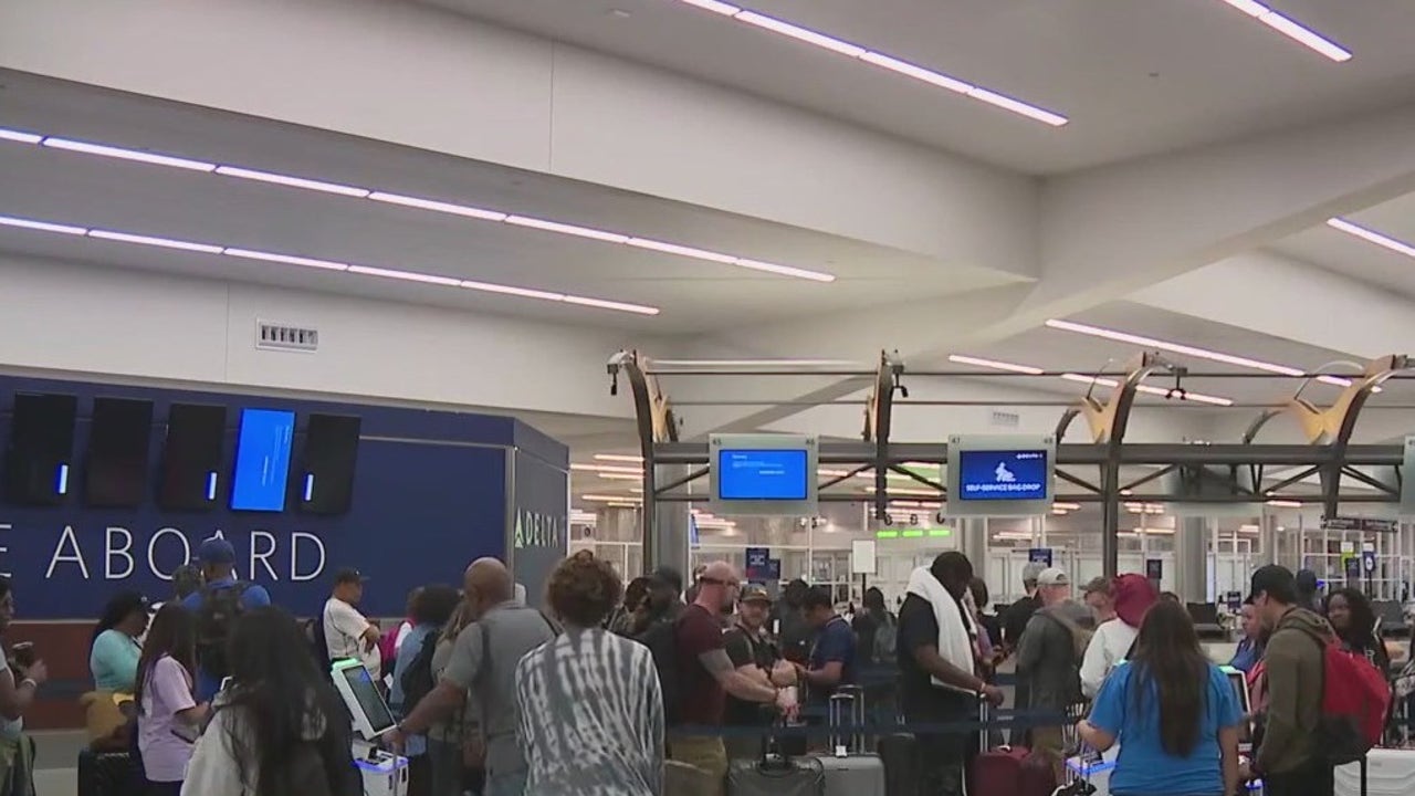 Outage grounds flights at Atlanta airport | FOX 5 Atlanta