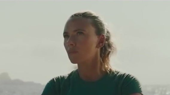 Scarlett Johansson breaks Hollywood record