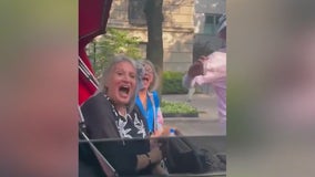 Billy Joel surprises fans