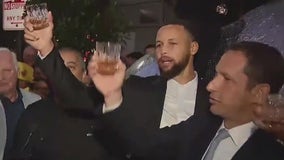 Stephen Curry, Michael Mina light up Union Square with new restaurant, bar