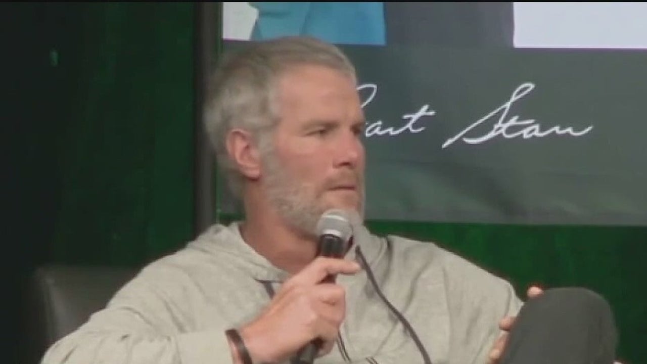 Brett Favre has Parkinson's What to know about the disease FOX 51