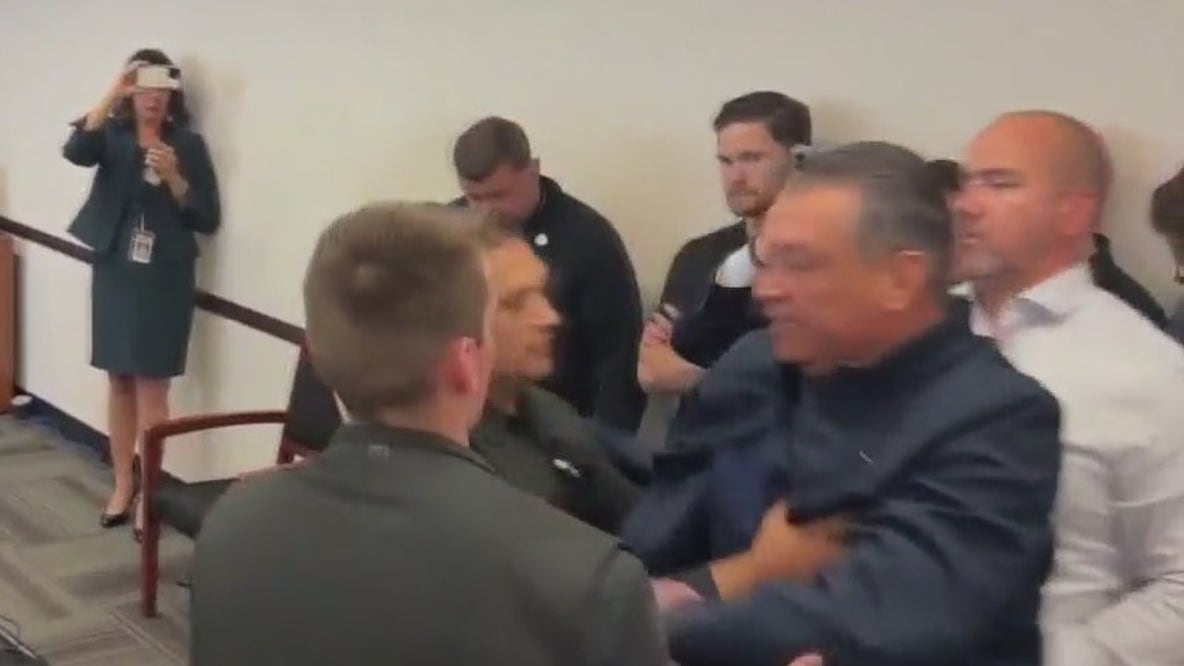 U.S. Sen. Alex Padilla physically shoved out of Krisit Noem meeting