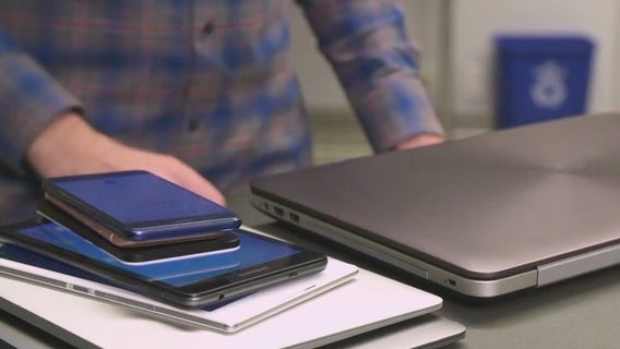 U.S. PIRG offers guide to buying refurbished cell phones, electronics