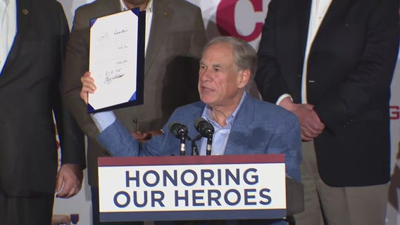Gov. Abbott signs pro-veteran bills in Houston: Full