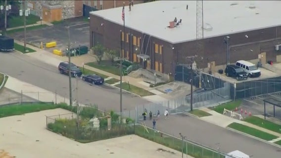 'Like animals': Lawsuit alleges disturbing conditions at Broadview ICE facility