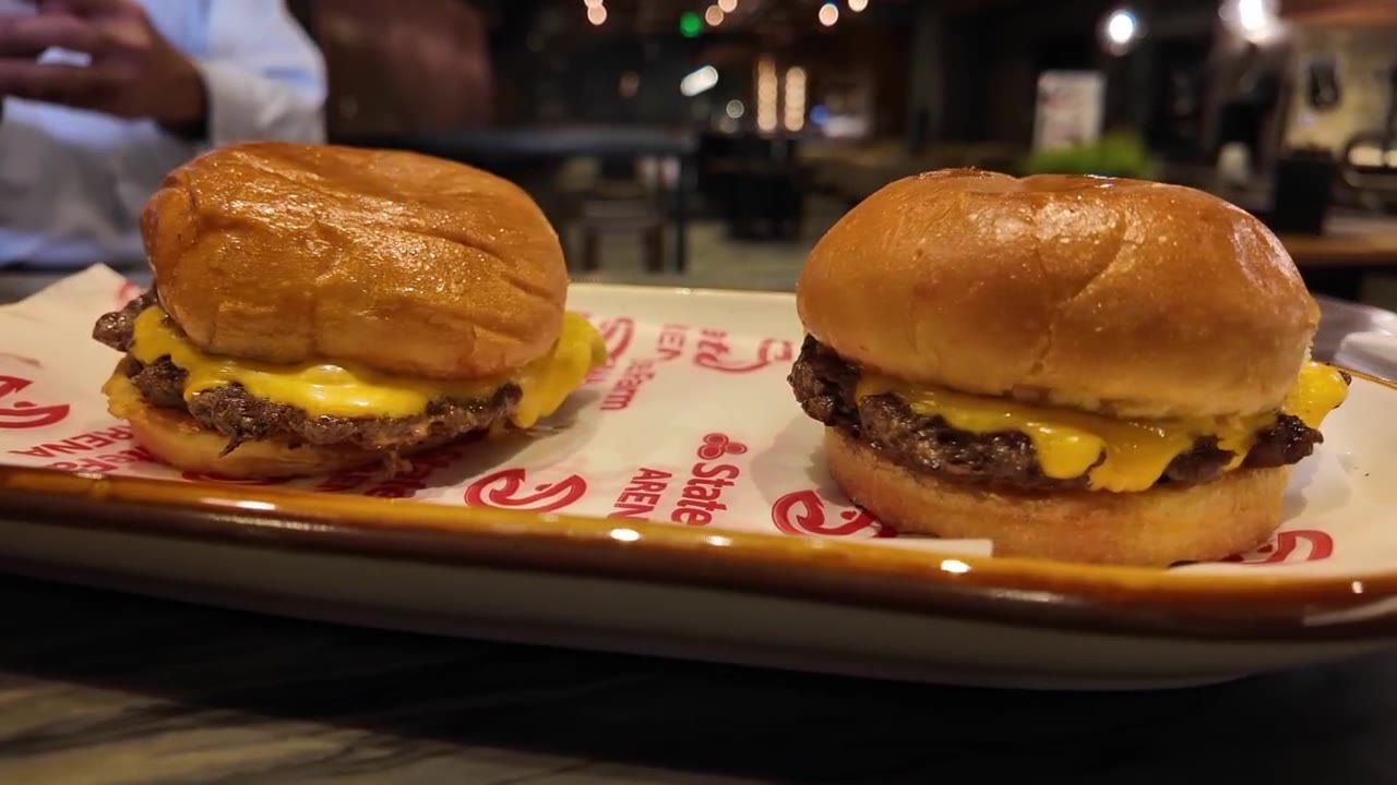 Burgers with Buck: State Farm Arena