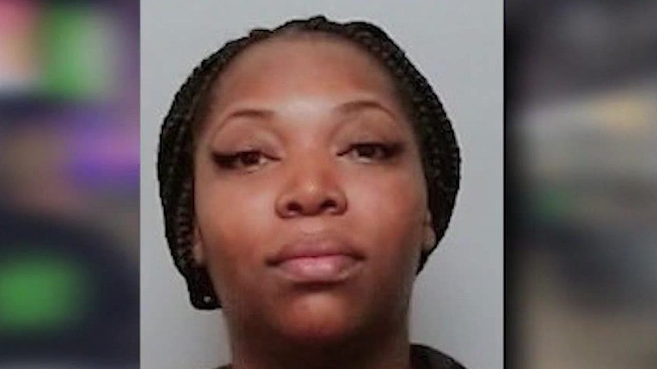 Mom accused of leaving kids in car while she drank in bar FOX 51