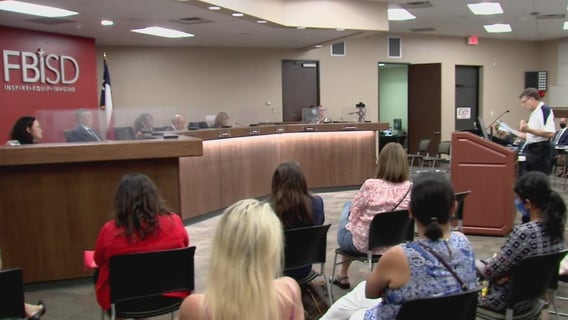 Houston-area parents pleading with school district leaders to reconsider learning options