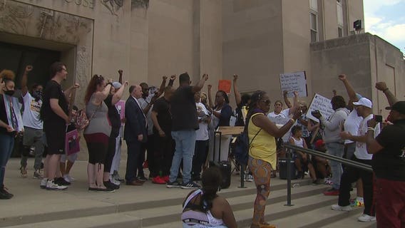 Families seek answers after 2 Racine County Jail deaths