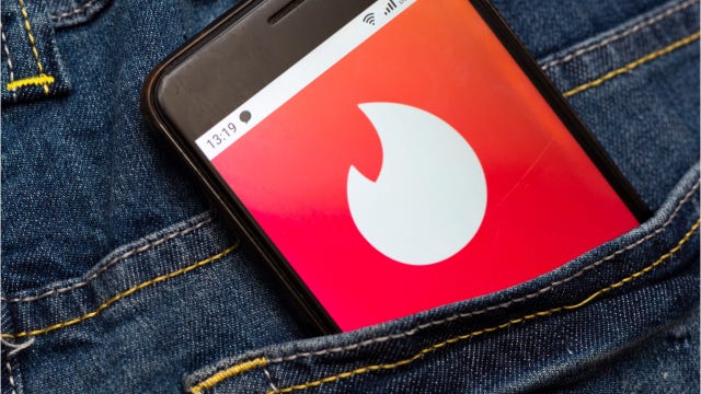 Roblox will reportedly launch a virtual dating feature