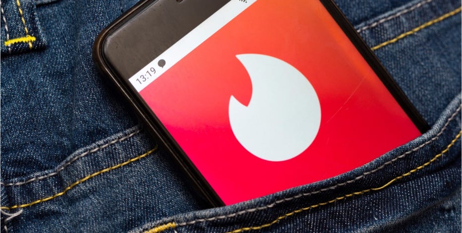 Roblox will reportedly launch a virtual dating feature