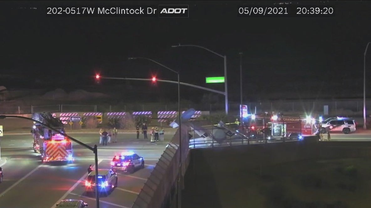 Crews respond to plane crash in Chandler