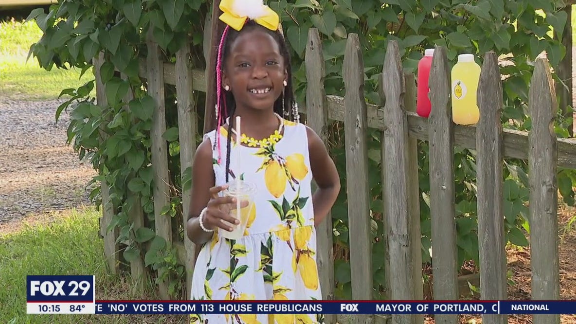 Siblings give back to the community through food stand