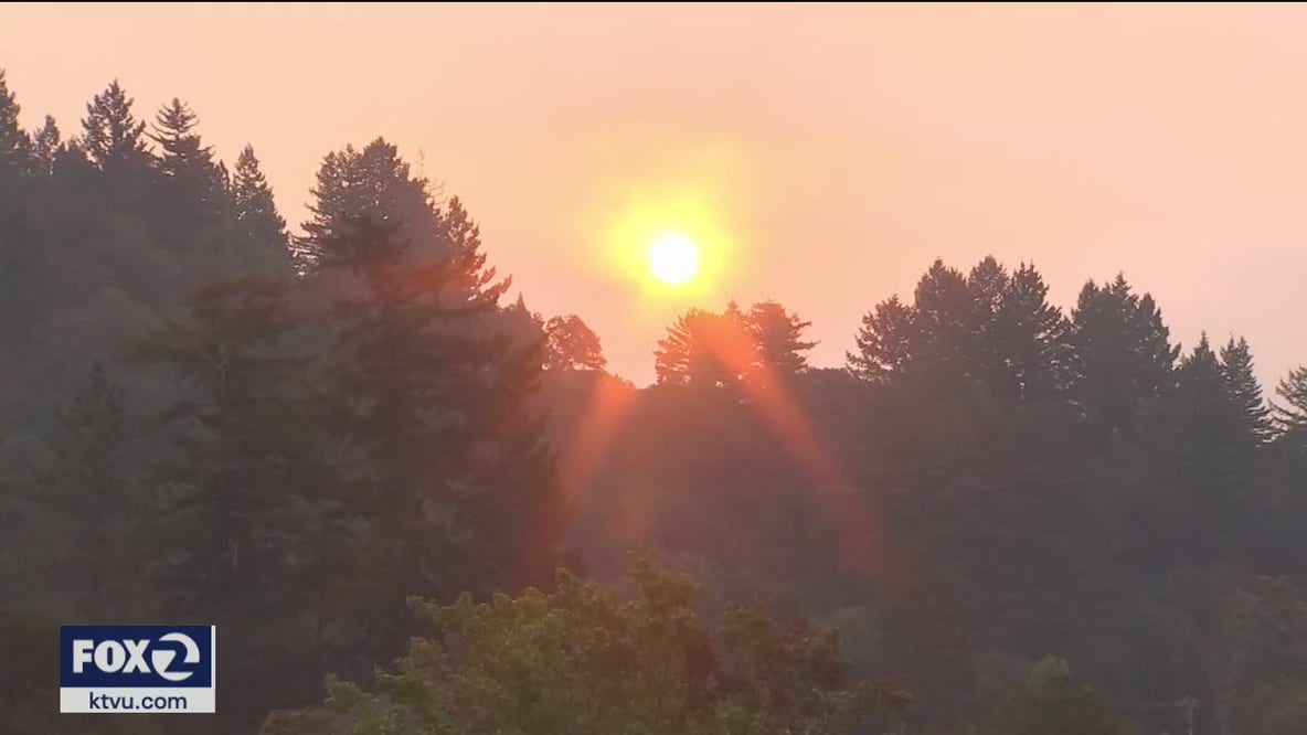 Thousands evacuated from wildfires in Santa Cruz Mountains