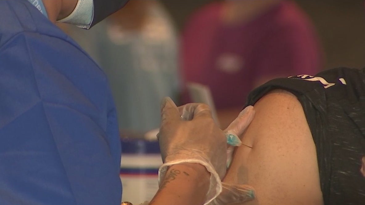 Phoenix restaurant workers get vaccinated against COVID-19 at company event