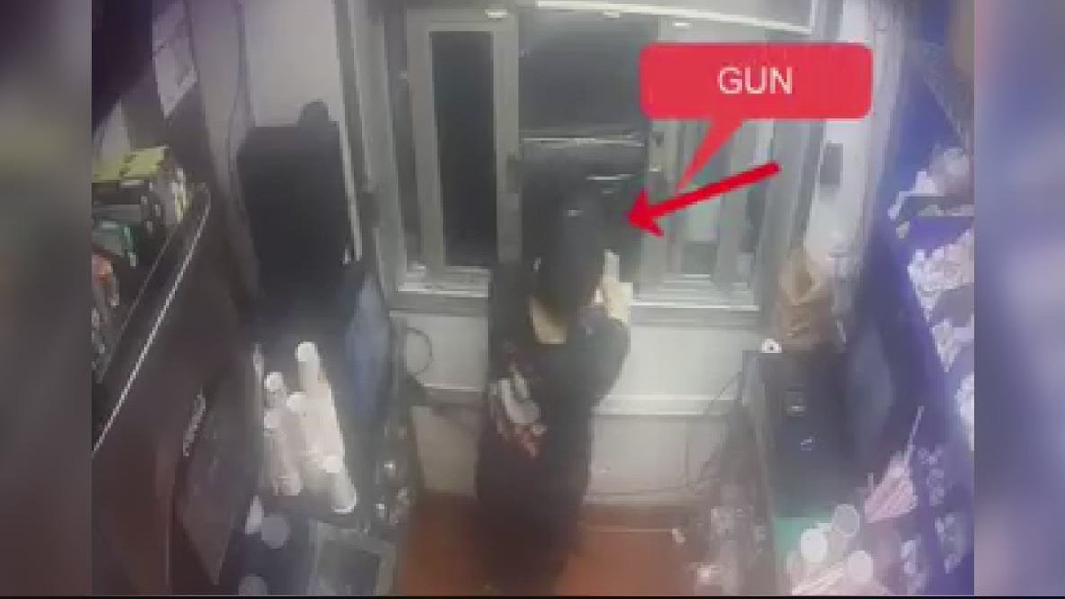 Burger King employee charged with an eight-count felony warrant